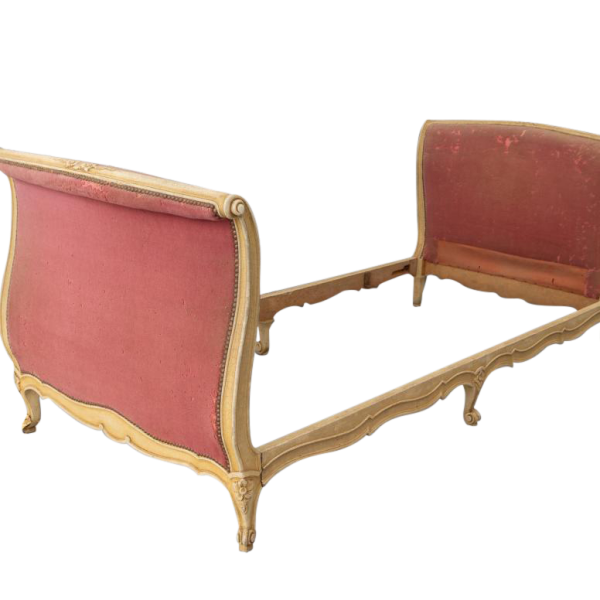 Louis 15th style daybed